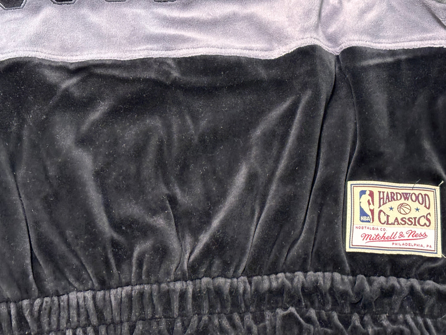 Houston Rockets Mitchell & Ness NBA Retro Hardwood Classic HWC Velour Split Team Logo Long Sleeve Pullover Soft Sweat Shirt Heather Gray Black Women’s Small S New NWOT