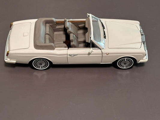 Franklin Mint - 1992 Rolls-Royce Corniche IV Convertible 1/24 Diecast Scale