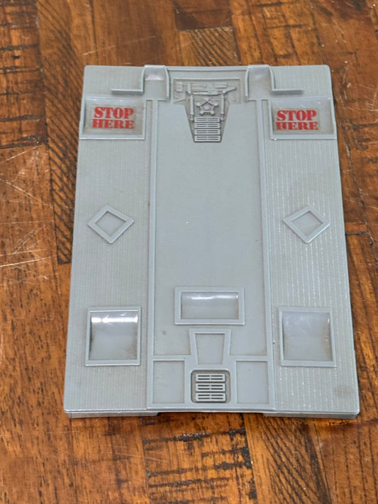 GI JOE 1983 Headquarters Command Center Motor Pool Garage Accessory Part
