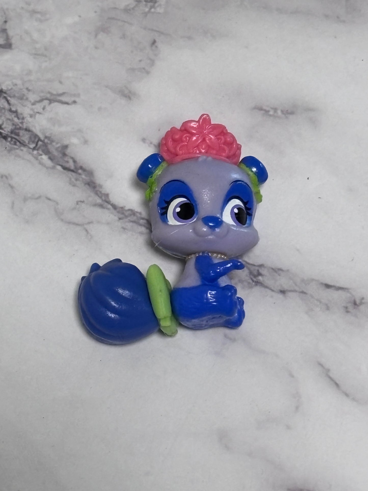 Disney Palace Pets 2” Mini Blind Bag Figure Mulan’s Panda Blossom
