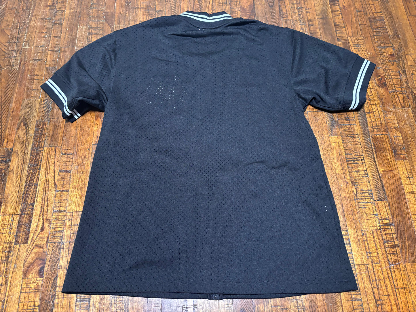 Mitchell & Ness Branded Sports Big Logo Full Zipper Mesh Short Sleeve Baseball Jersey Tee T Shirt Black White Gray Men’s Large L New NWOT