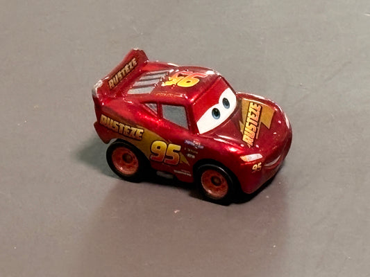 Disney Pixar Cars 3 Mini Racers Metallic Lightning McQueen Mattel