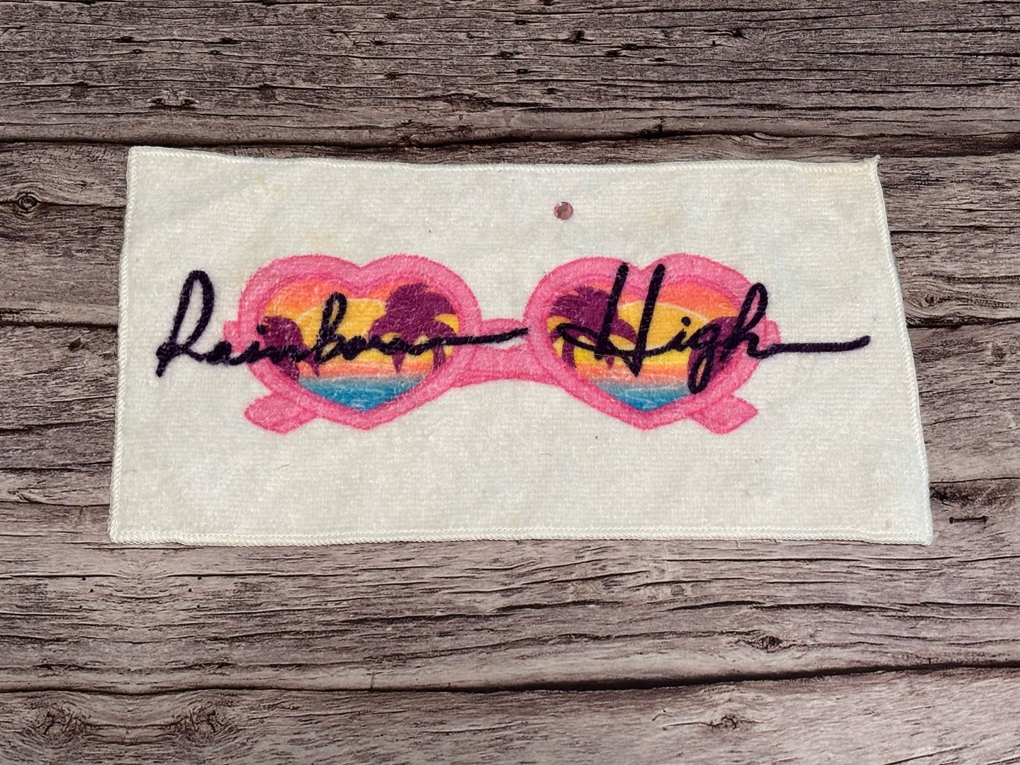 Rainbow High Pacific Coast Simone Summers Replacement Beach Towel Accessory 11x6
