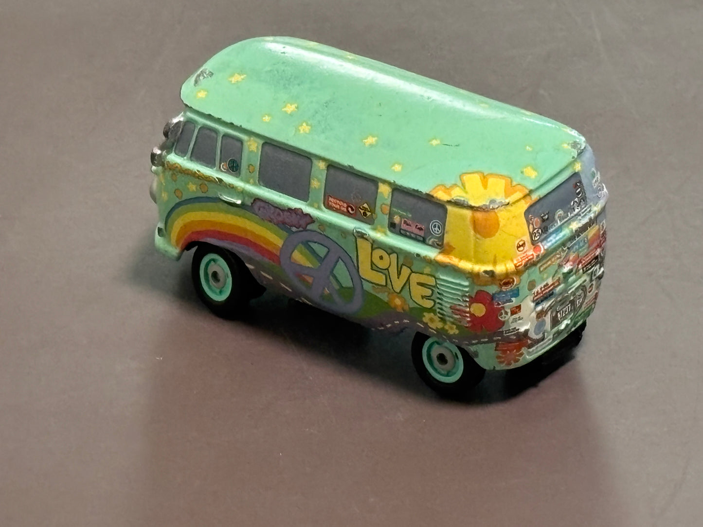 Disney Pixar Cars Movie Fillmore VW Volkswagen Bus Hippie Van Diecast 1/55