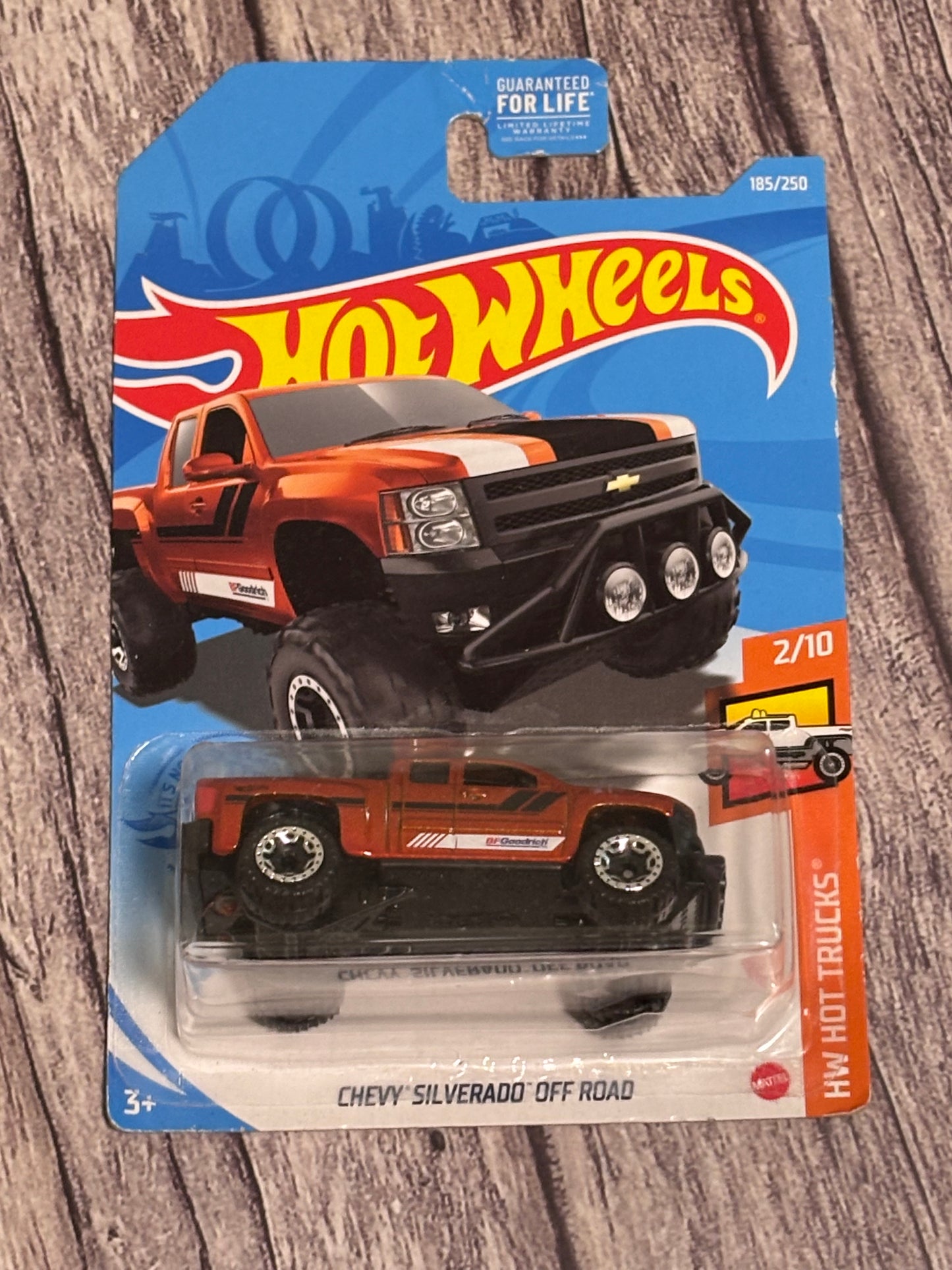 Hot Wheels Chevy Silverado  185/250 Orange Off Road Hw Hot Trucks  2/10 2021