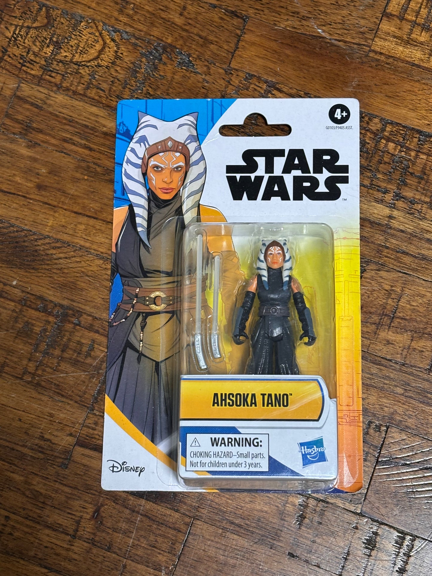 Disney Hasbro Star Wars Epic Hero Series Ahsoka Tano Action Figure W/ 2 Lightsabers 4” 2024 New