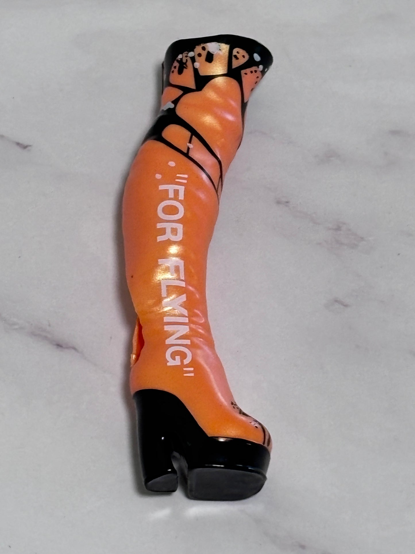 Rainbow High - Poppy Rowan - Series One 1 - Right Black & Orange Boot Shoe Only