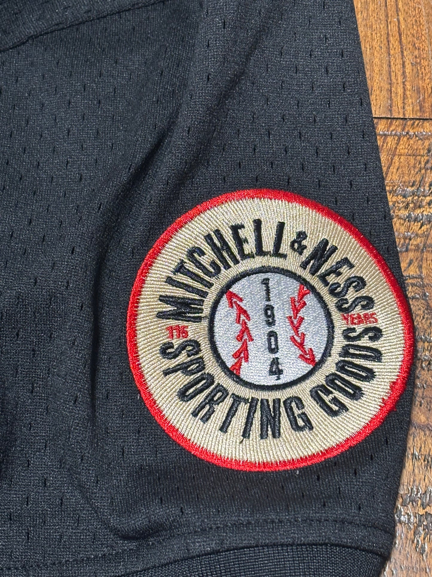 Mitchell & Ness Branded Sports Big Logo Full Zipper Mesh Short Sleeve Baseball Jersey Tee T Shirt Black White Gray Men’s Large L New NWOT