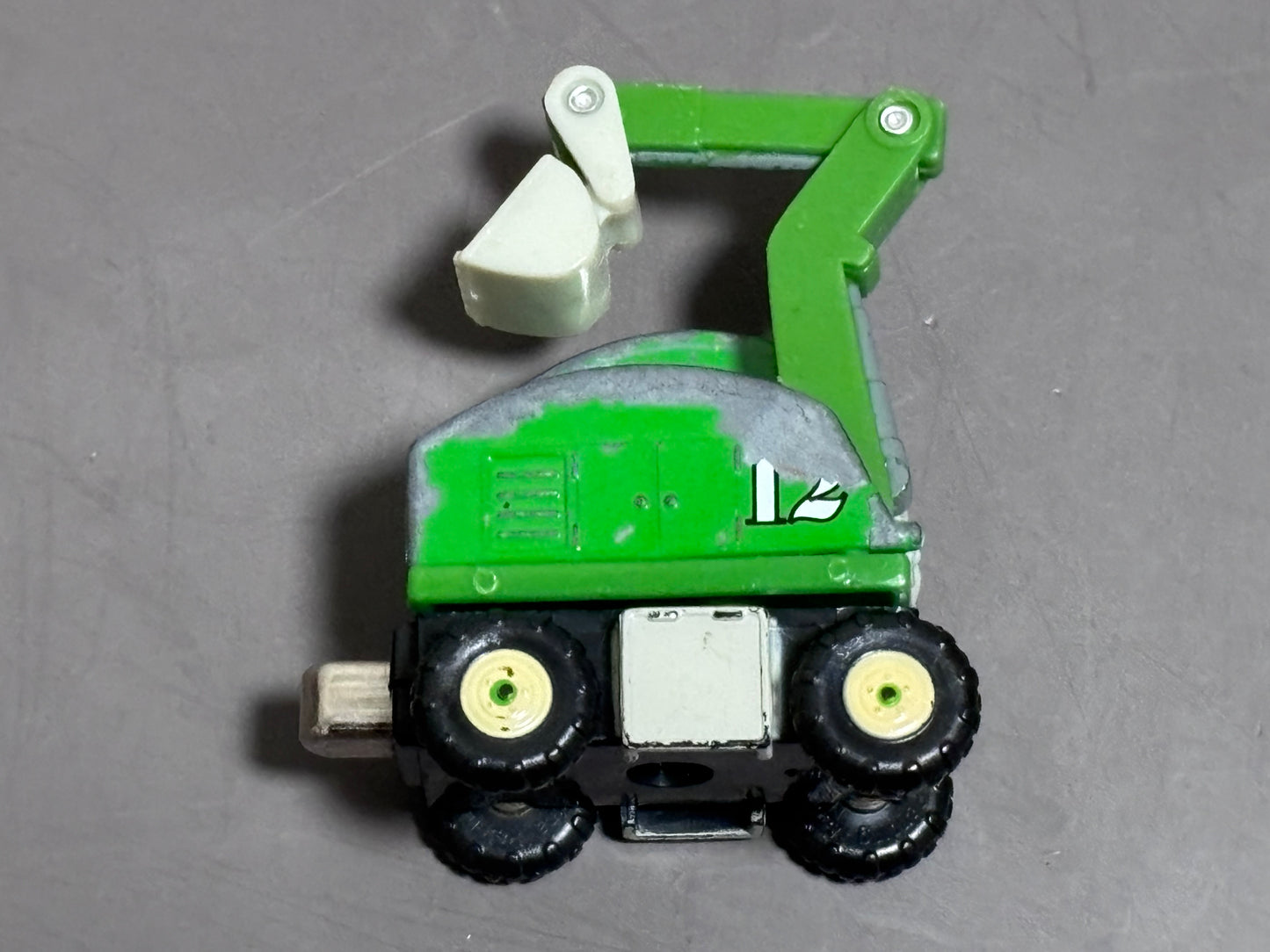 2004 Thomas the Train Friends Alfie Excavator Diecast Tank Engine #12
