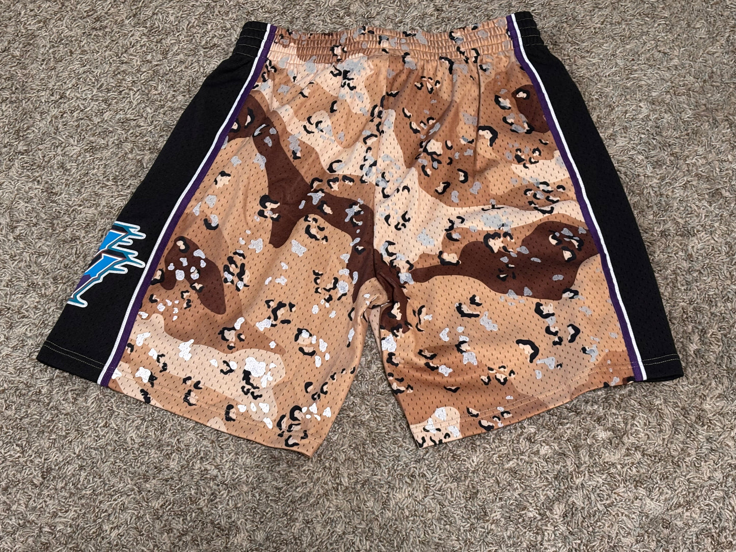 Utah Jazz Mitchell & Ness NBA Retro Hardwood Classic HWC Swingman 1998-99 Camo Camouflage Army Shorts Brown Mens Large L New NWOT