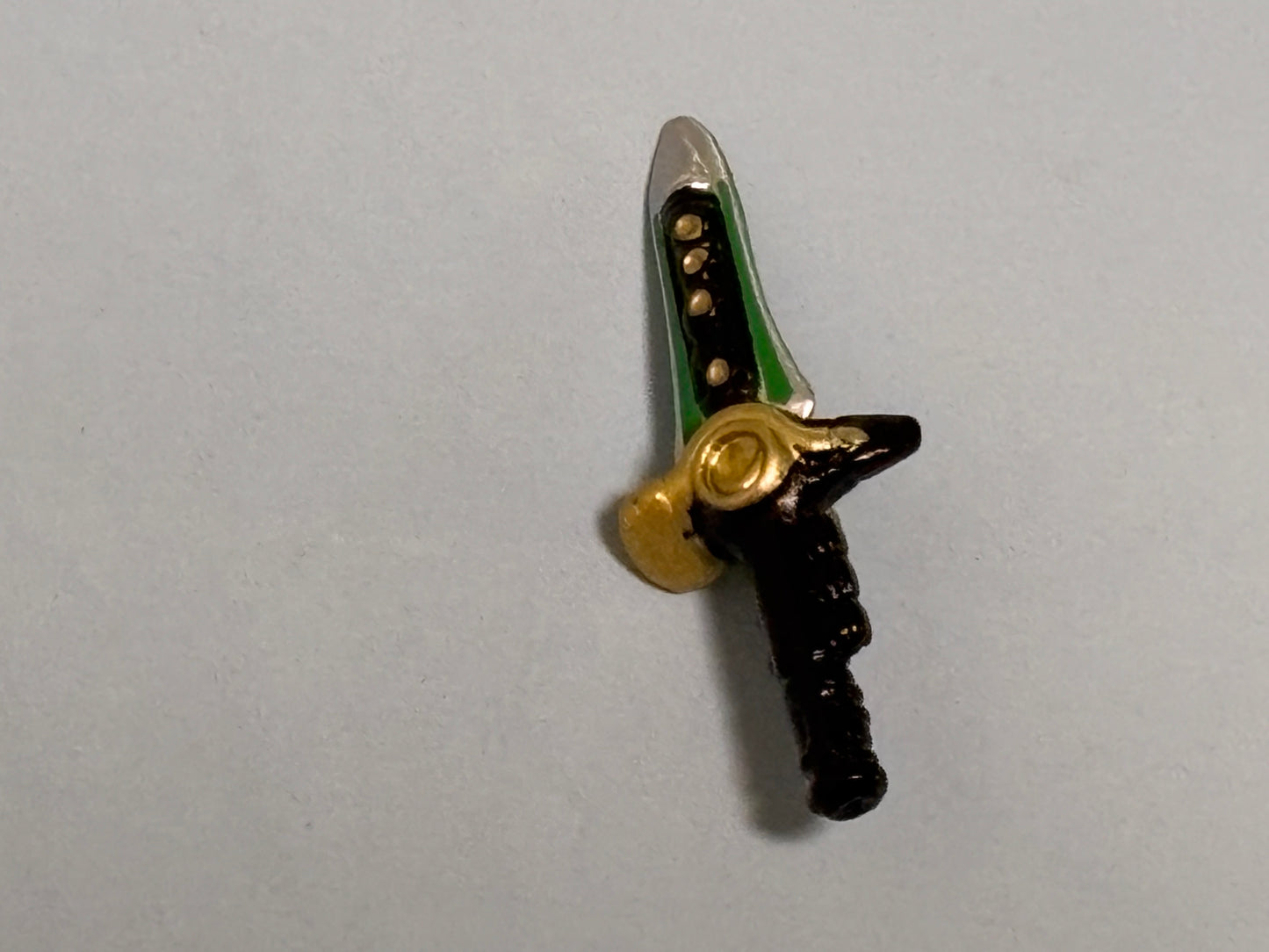 Mighty Morphin Power Rangers Tommy Green Ranger Legacy Figure Dragon 1.5” Dagger