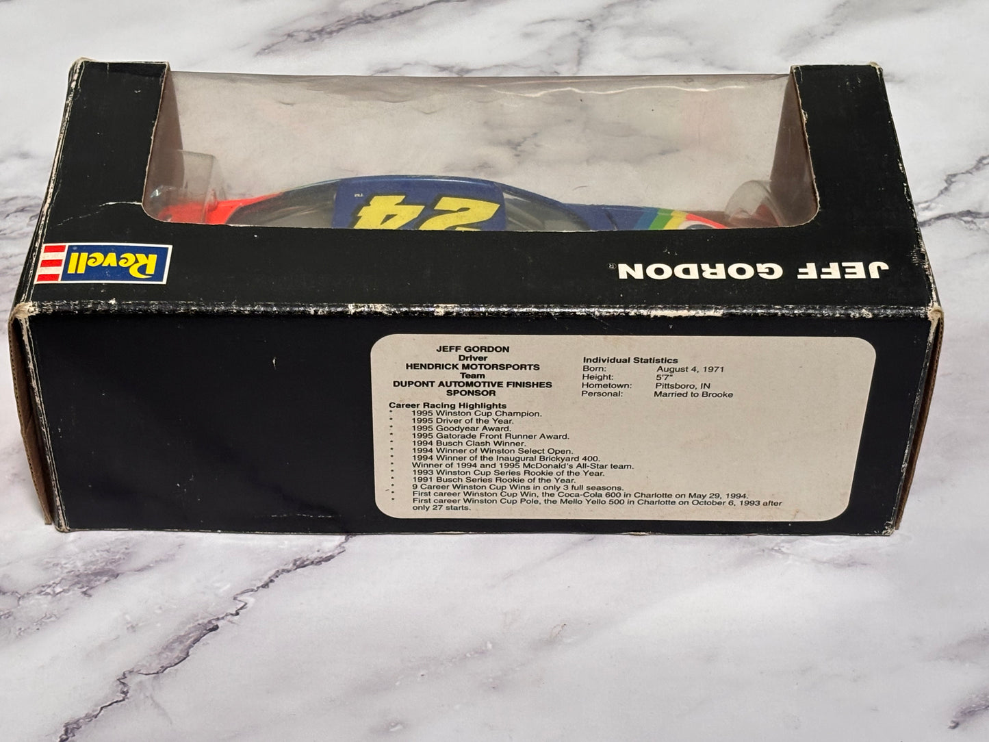 Revell Jeff Gordon 1996 1/24 Car DuPont Chevrolet Nascar Monte Carlo #24 New