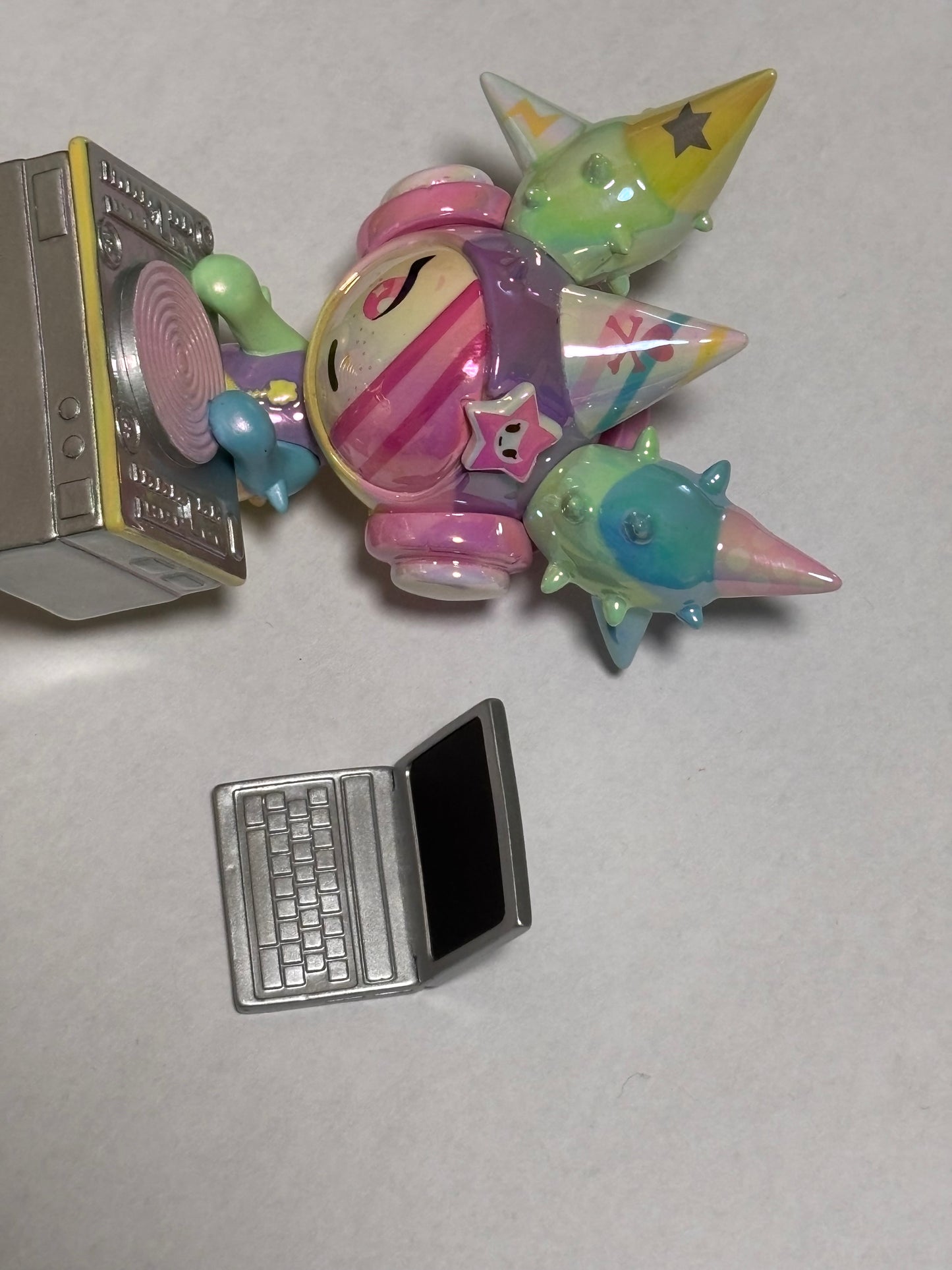 Tokidoki Toki Capsule Cuties DJ Party Sandy Mermicorno Mermaid 20th Anniversary Mini Vinyl Figure 3” Anime with Computer Laptop