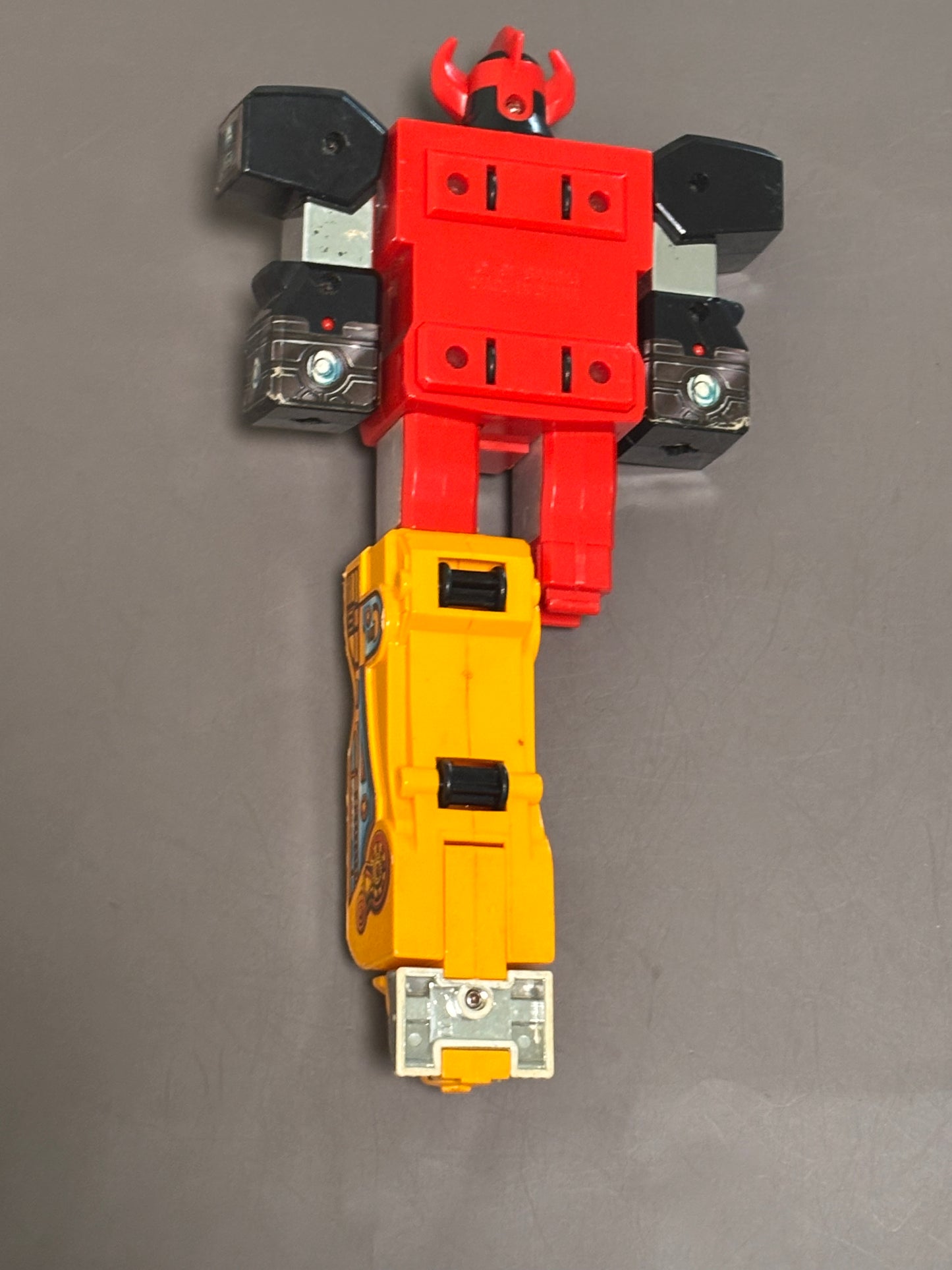 1991 9” Megazord Mighty Morphin Power Rangers Vintage Punching Fist Work Bandai