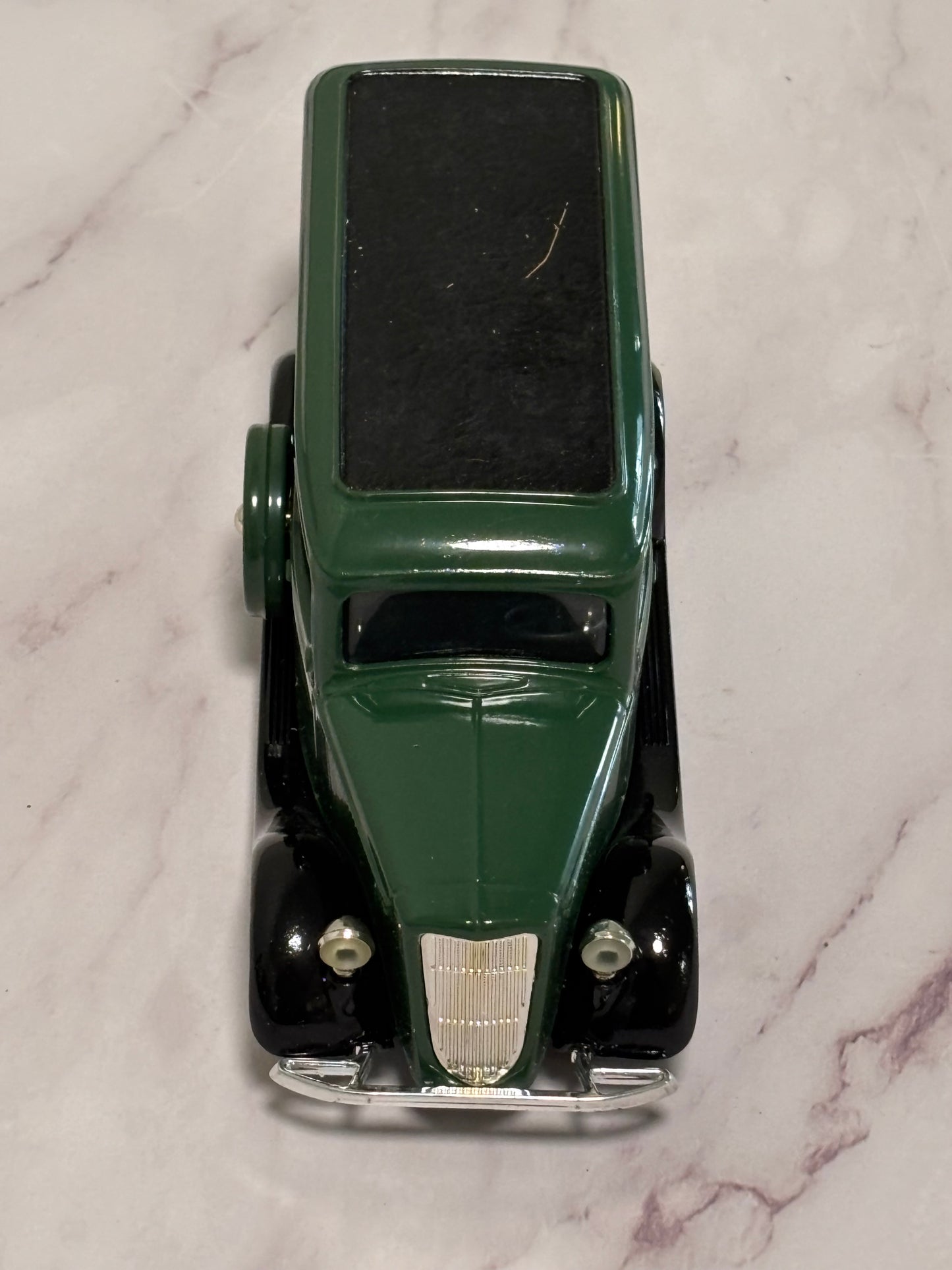 ERTL 1932 Ford Delivery Van Coin Bank Hemmings Motor News Green Die Cast 1:28
