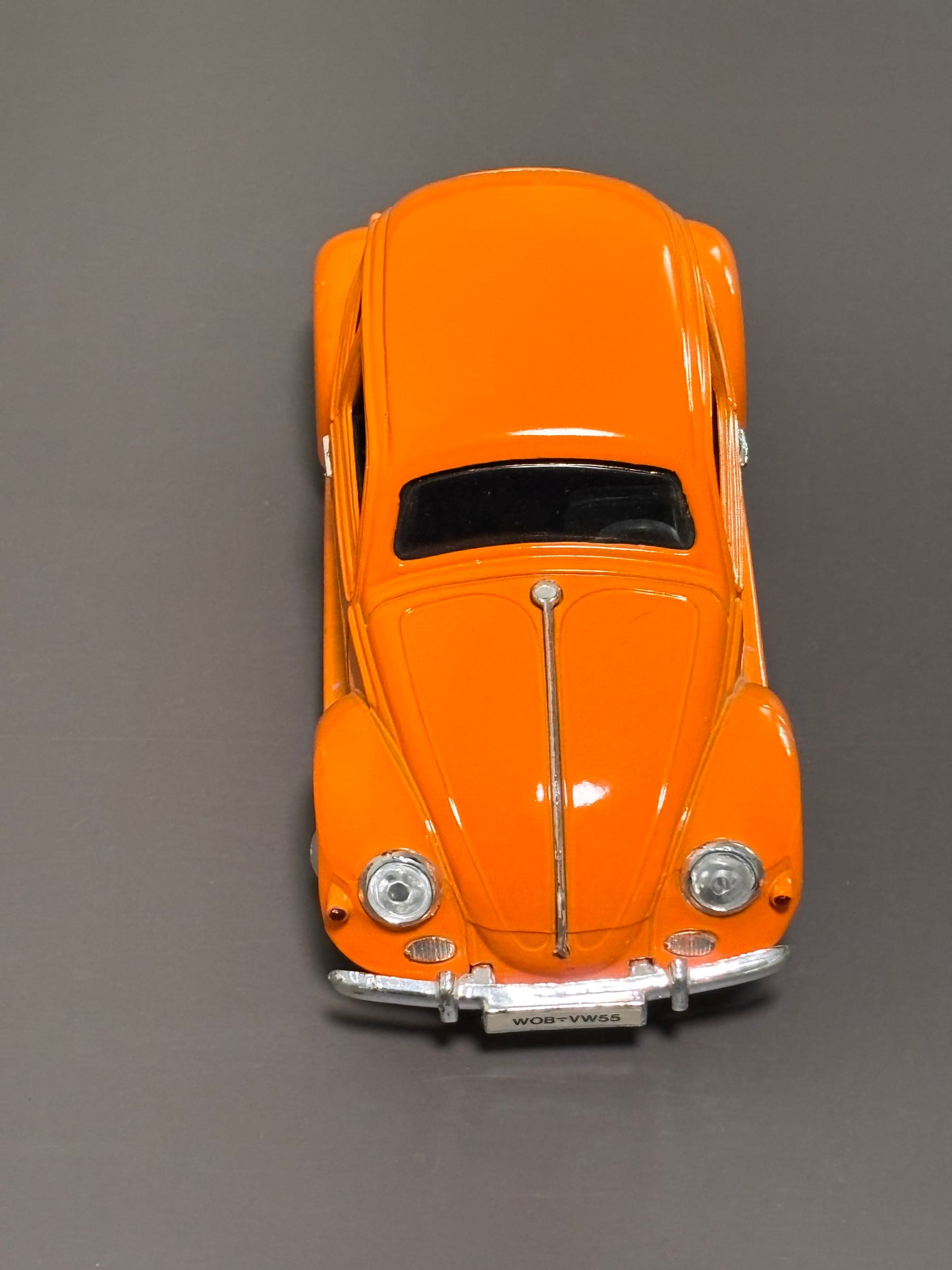 Superior Sunnyside 1:24 Scale Diecast 1955 Volkswagen Sedan, Orange