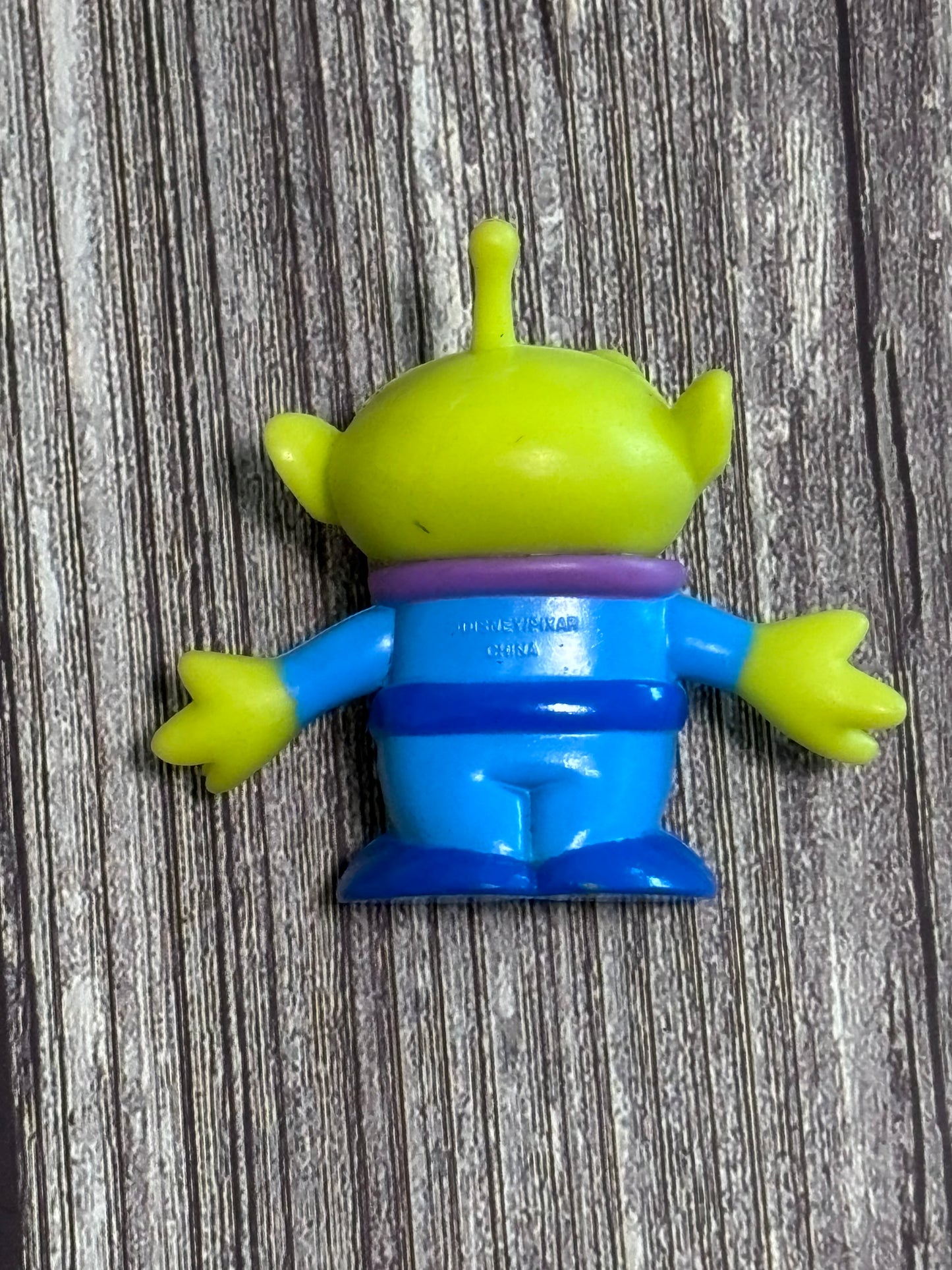 Disney Pixar Toy Story Pizza Planet Alien Figure PVC Cake Topper Toy 1.5”