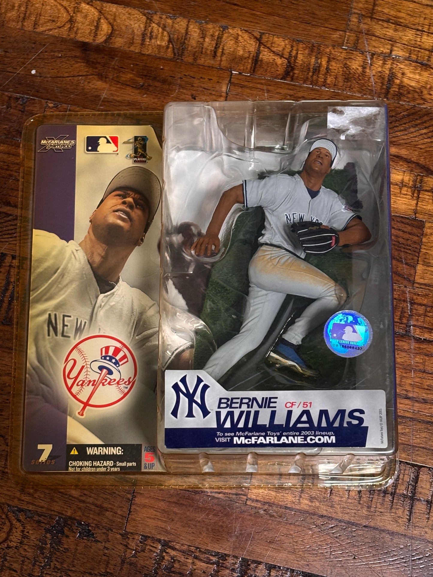 McFarlane Sports Picks MLB Baseball New York Yankees NYY Action Figure Series 7 2003 Bernie Williams Gray Grey Jersey New