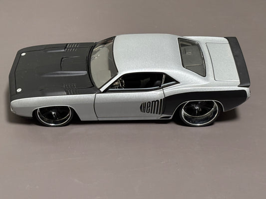 Hot Wheels G Machines 1971 G Force Plymouth Barrauda Silver Black 1/24 Die Cast