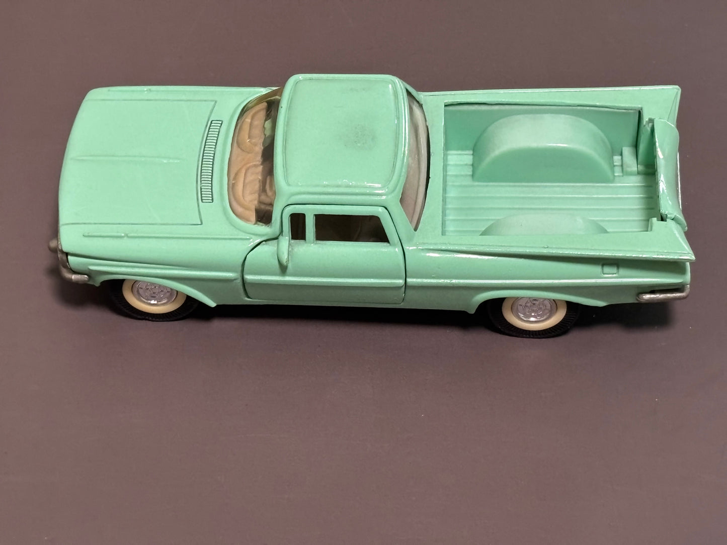 1959 Chevrolet Chevy El Camino diecast model toy green Tootsie Toy hard body