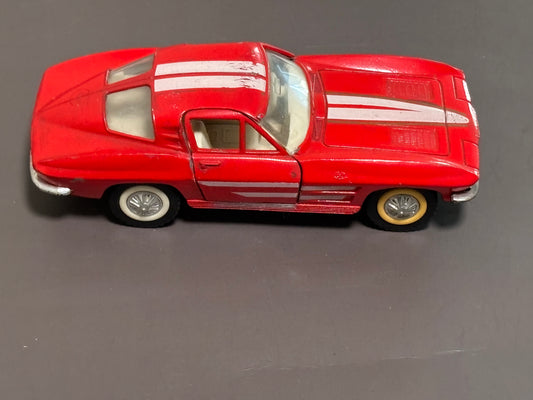 Majorette Red  '63 Corvette Sting Ray Opening Doors 1/32 Scale