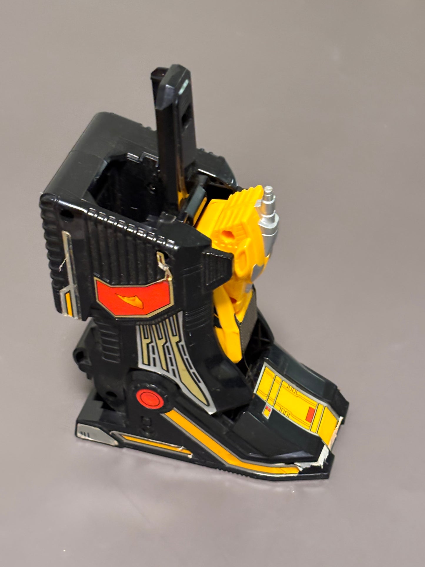 Power Rangers 1994 Assault Team Thunder Megazord Yellow Griffin Zord MMPR Bandai