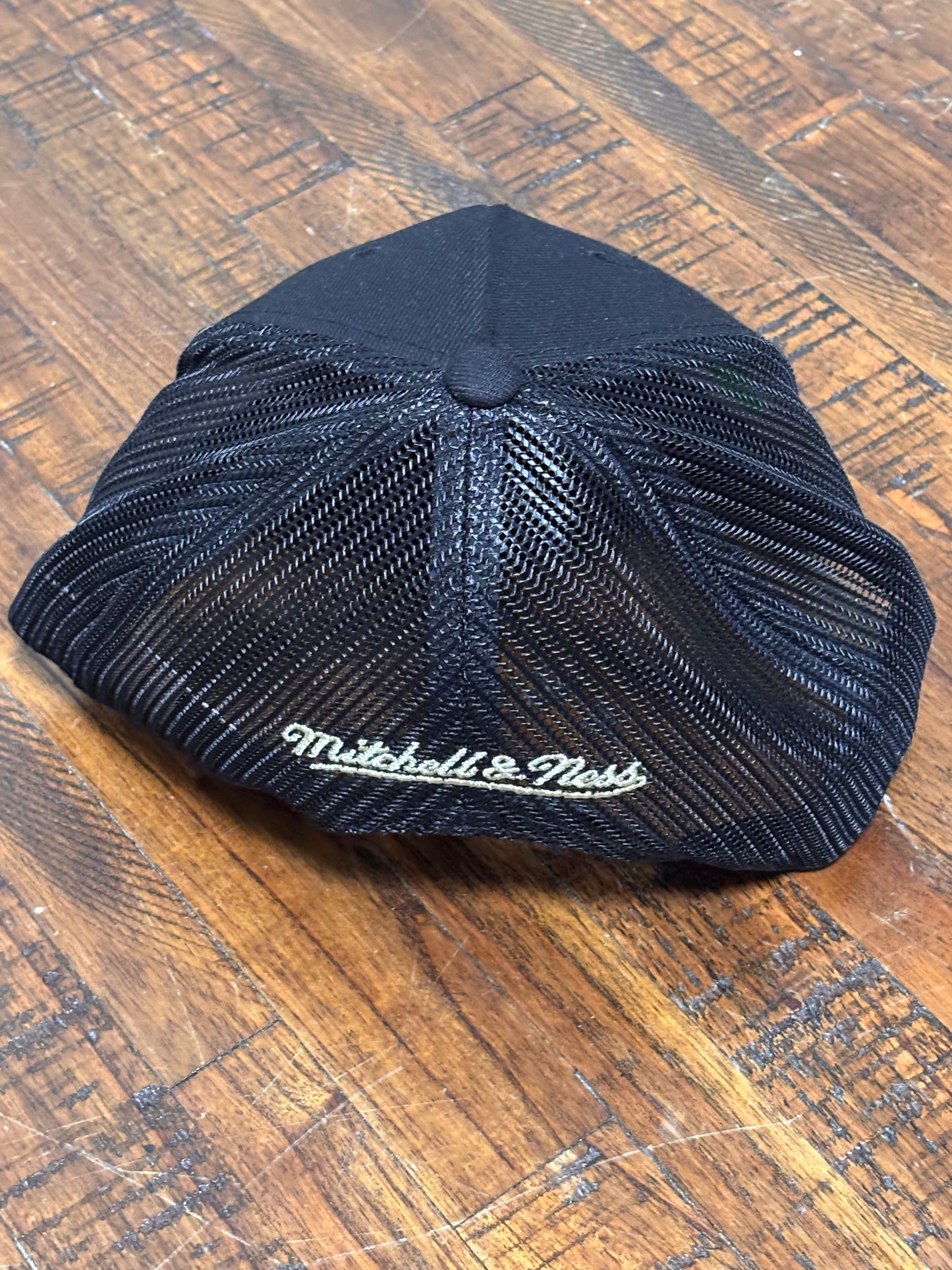 Mitchell & Ness Branded Nostalgia Co. Vintage Snapback Adjustable Mesh Lockup Trucker Hat Fit Cap Black White Cream New