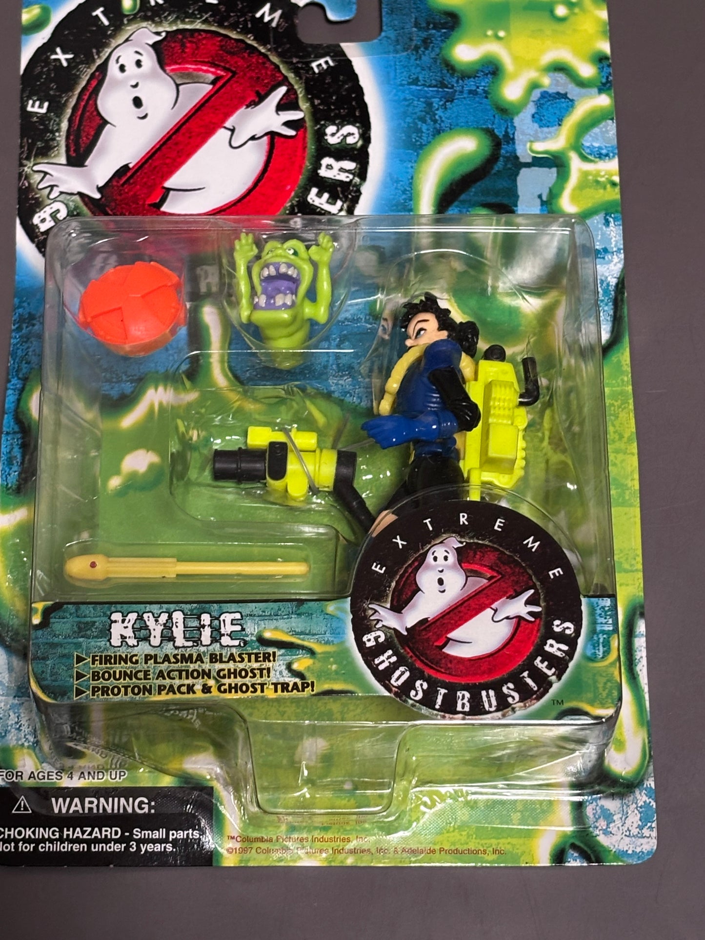 Extreme Ghostbusters Trendmasters 1997 Kylie W/Slimer Action Figure New Sealed