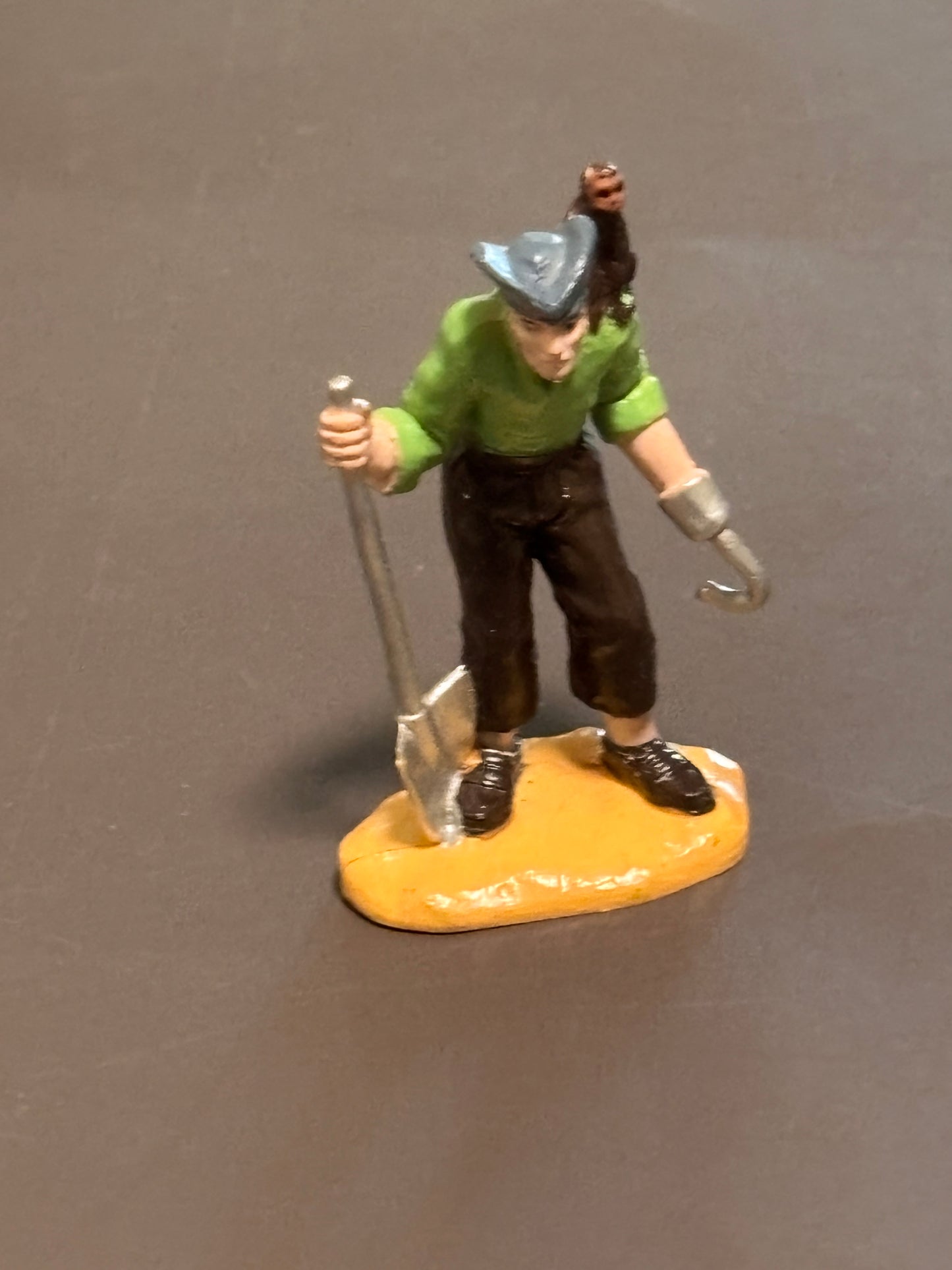 Miniature Pirate Figurine Shovel and Hook DnD Diorama Set Minifigure Safari Ltd