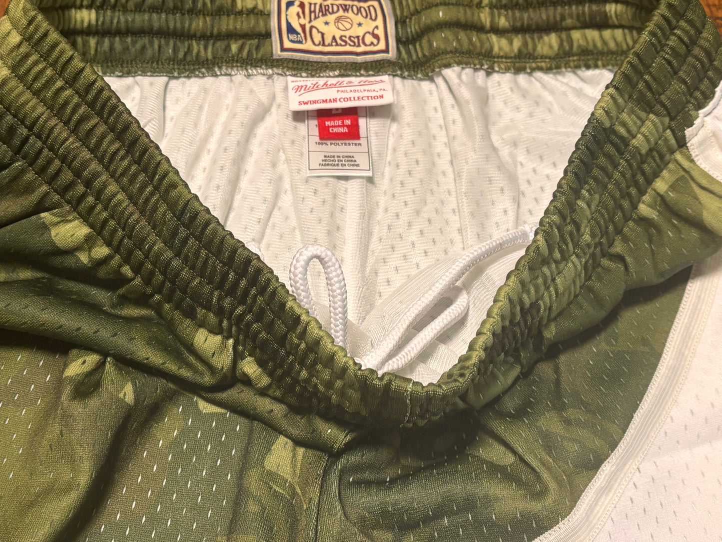 Spud Webb Atlanta Hawks Mitchell & Ness Hardwood Classic HWC NBA Retro Swingman 1986-87 Camo Ghost Green White Shorts Men’s Large L New NWOT