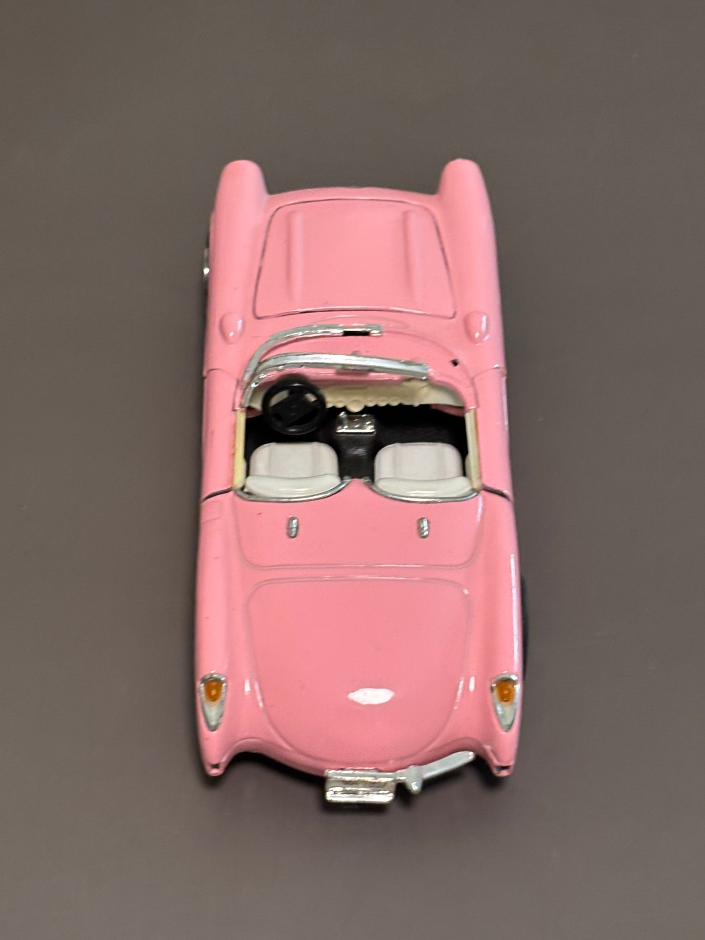 Chey Chevrolet Corvette 1957 Pink Convertible Die Cast 1/24 SS9413 Sunnyside