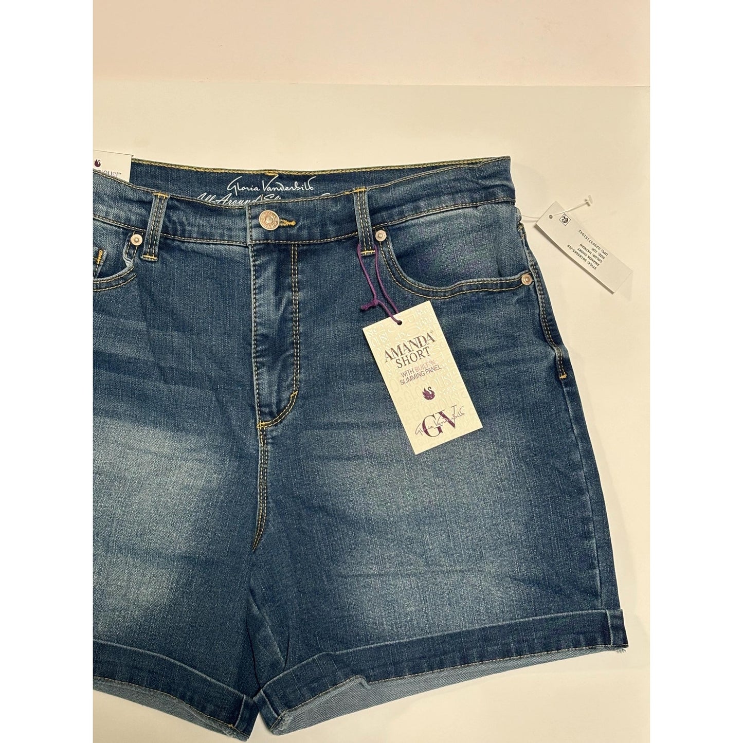 Gloria Vanderbilt AMANDA Shorts Slimming Panel Classic Rise Denim 10P NWT