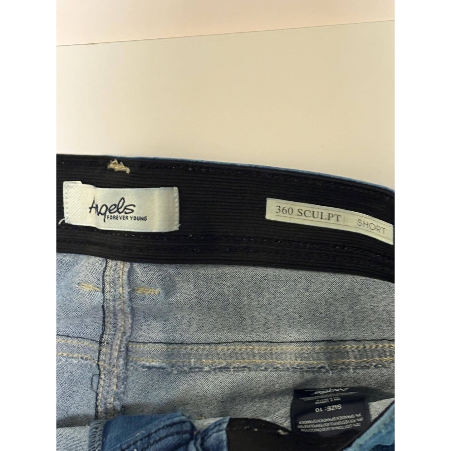 Angels Forever Young Women's 360 Sculpt 5" 7" InseamThigh Denim Shorts 10 NWT