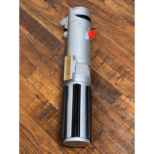 Star Wars Green Lightsaber LFL Lucasfilm Hasbro Rey Luke Anakin Non-Powered 2004