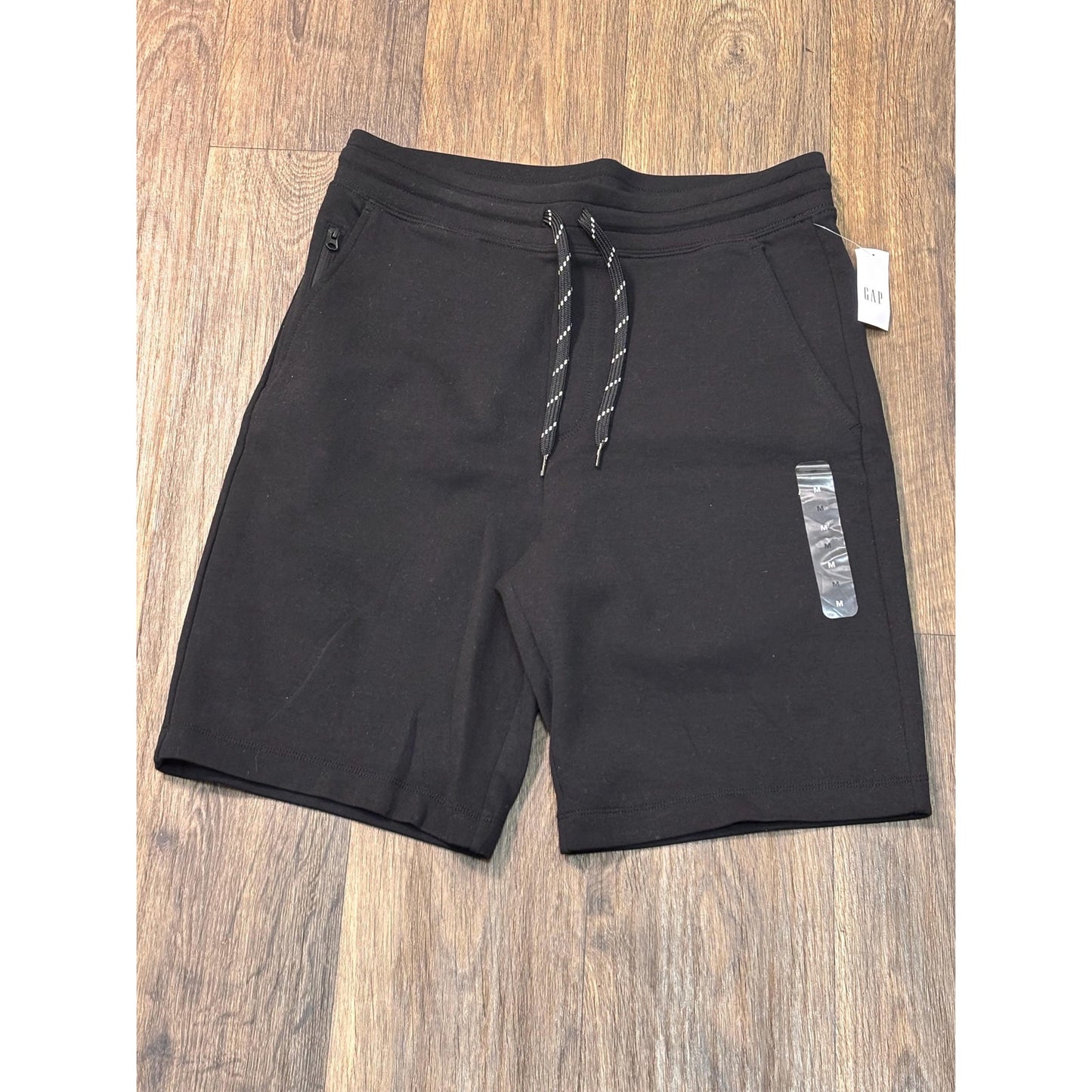 Gap Fit Performance Men’s Black Shorts Breathable Medium M NWT