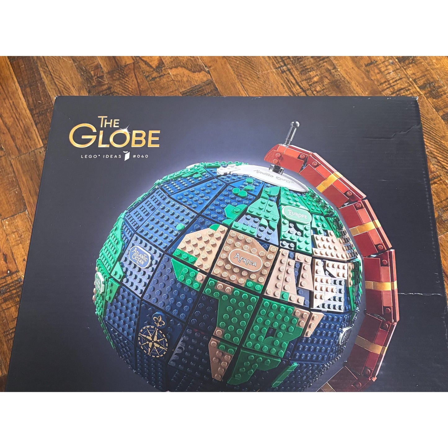 LEGO Ideas: The Globe (21332) - Brand New Sealed - Retired 2585 Pieces