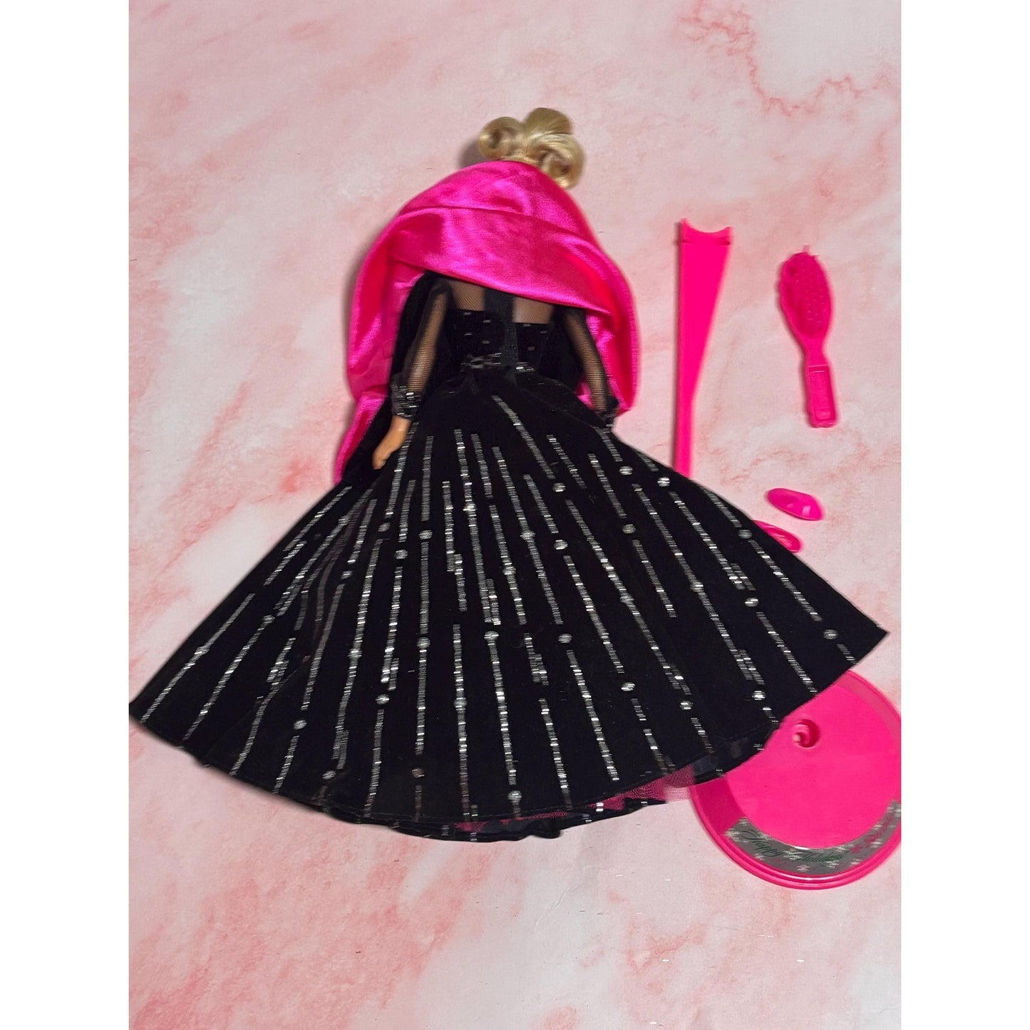 Barbie Happy Holidays 1998 Special Limited Edition 20200 Mattel