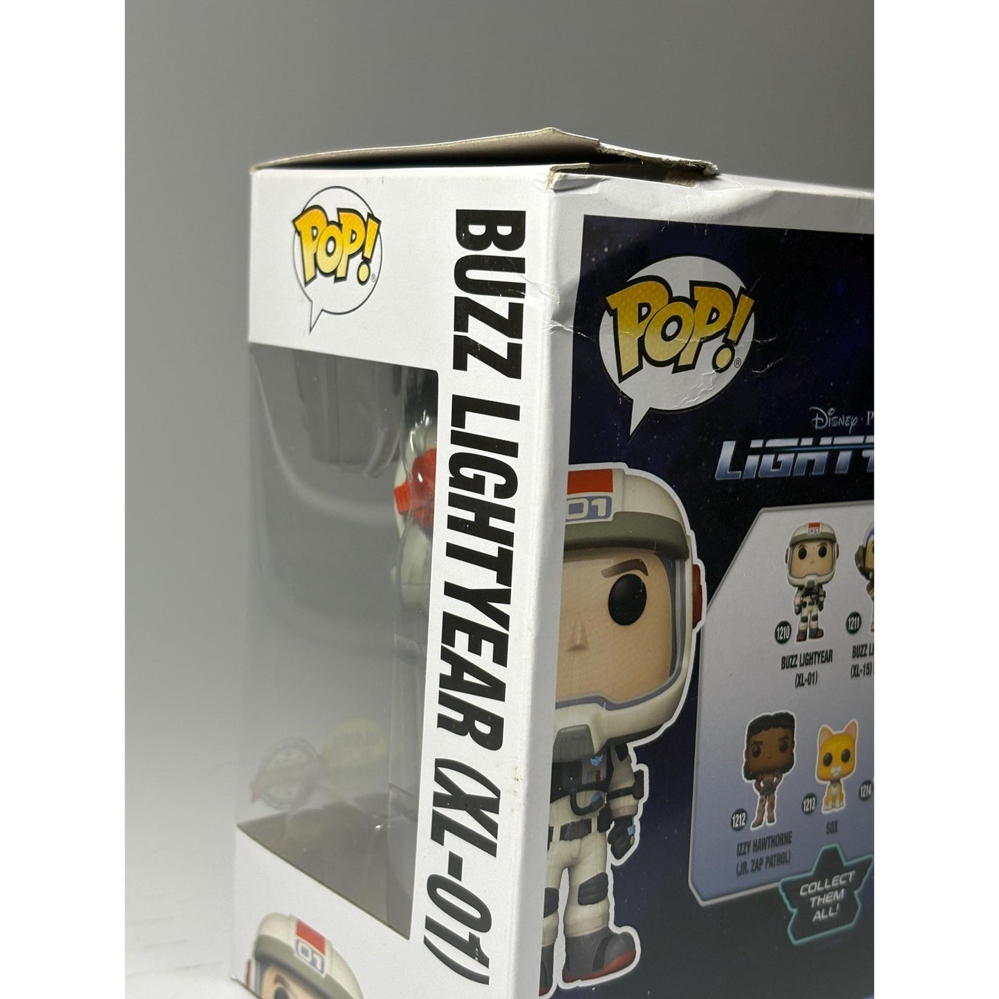 POP! Funko Disney Pixar Lightyear #1210 Buzz Lightyear (XL-01) slight tear in box