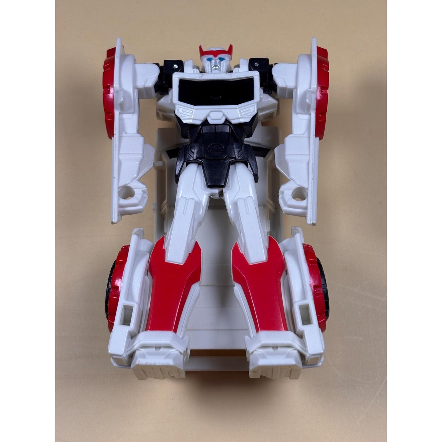 Hasbro Transformers Robots In Disguise Figure - Ratchet 1-Step One Step 2015
