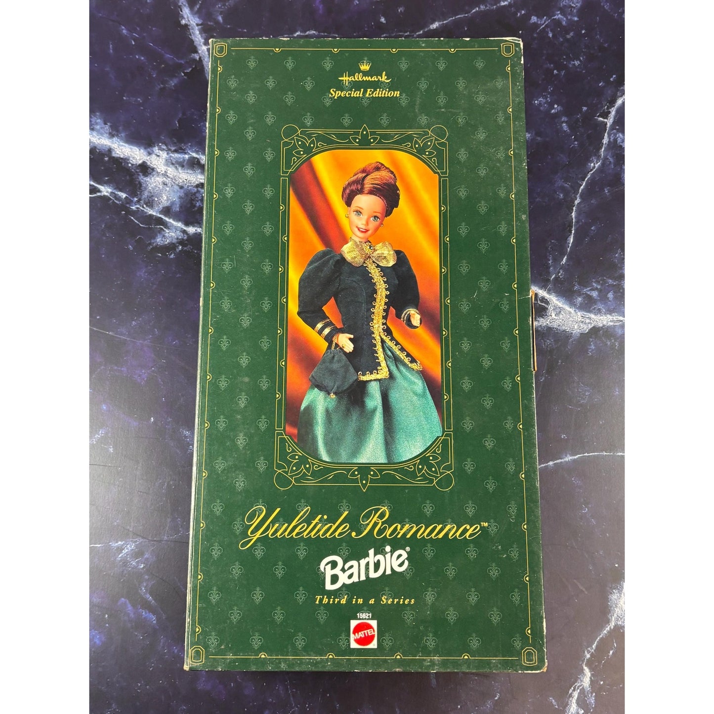 Yuletide Romance Barbie Hallmark Special Edition Doll 1996 Mattel 15621 Vintage