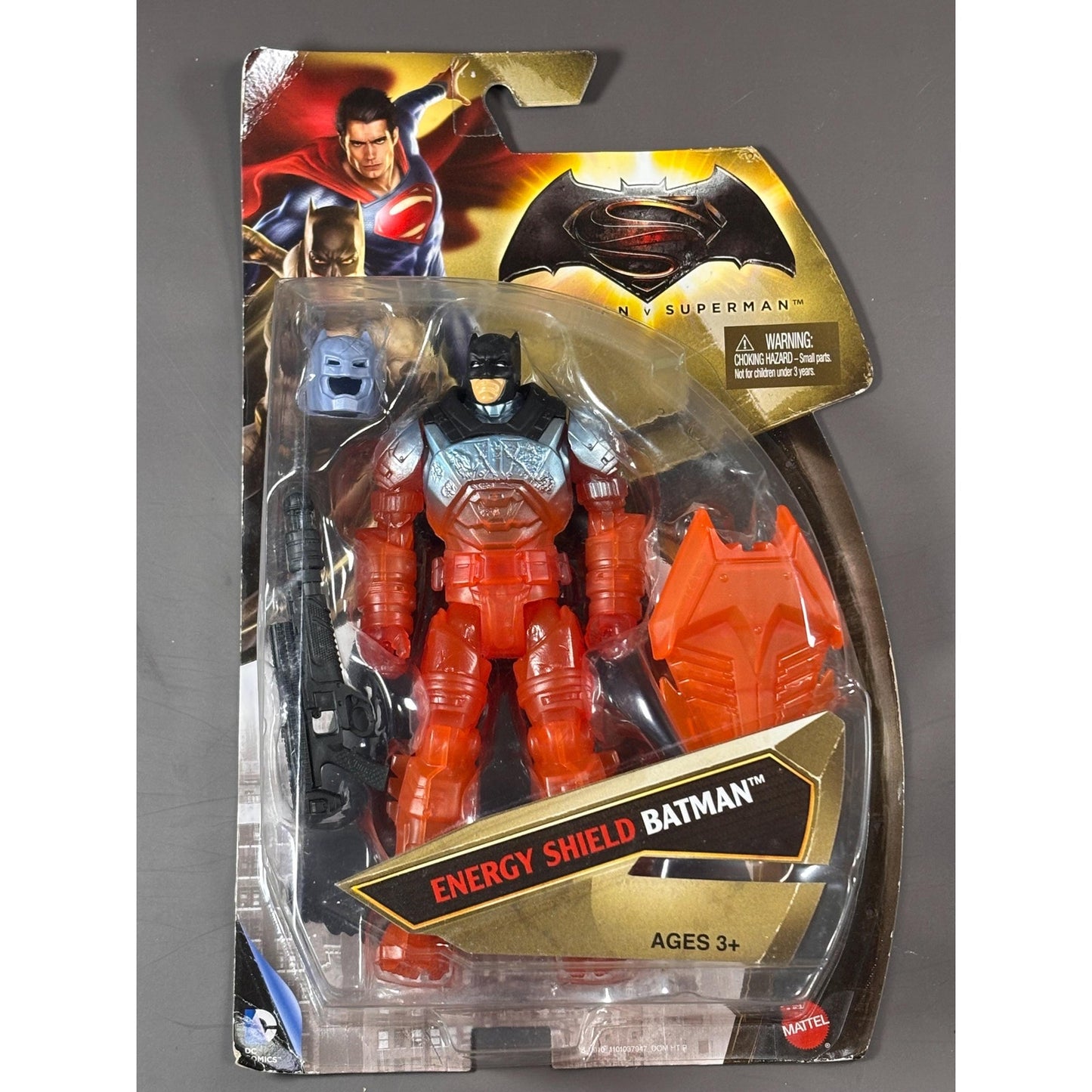Batman v Superman: Dawn of Justice Energy Shield Batman 6" Action Figure New
