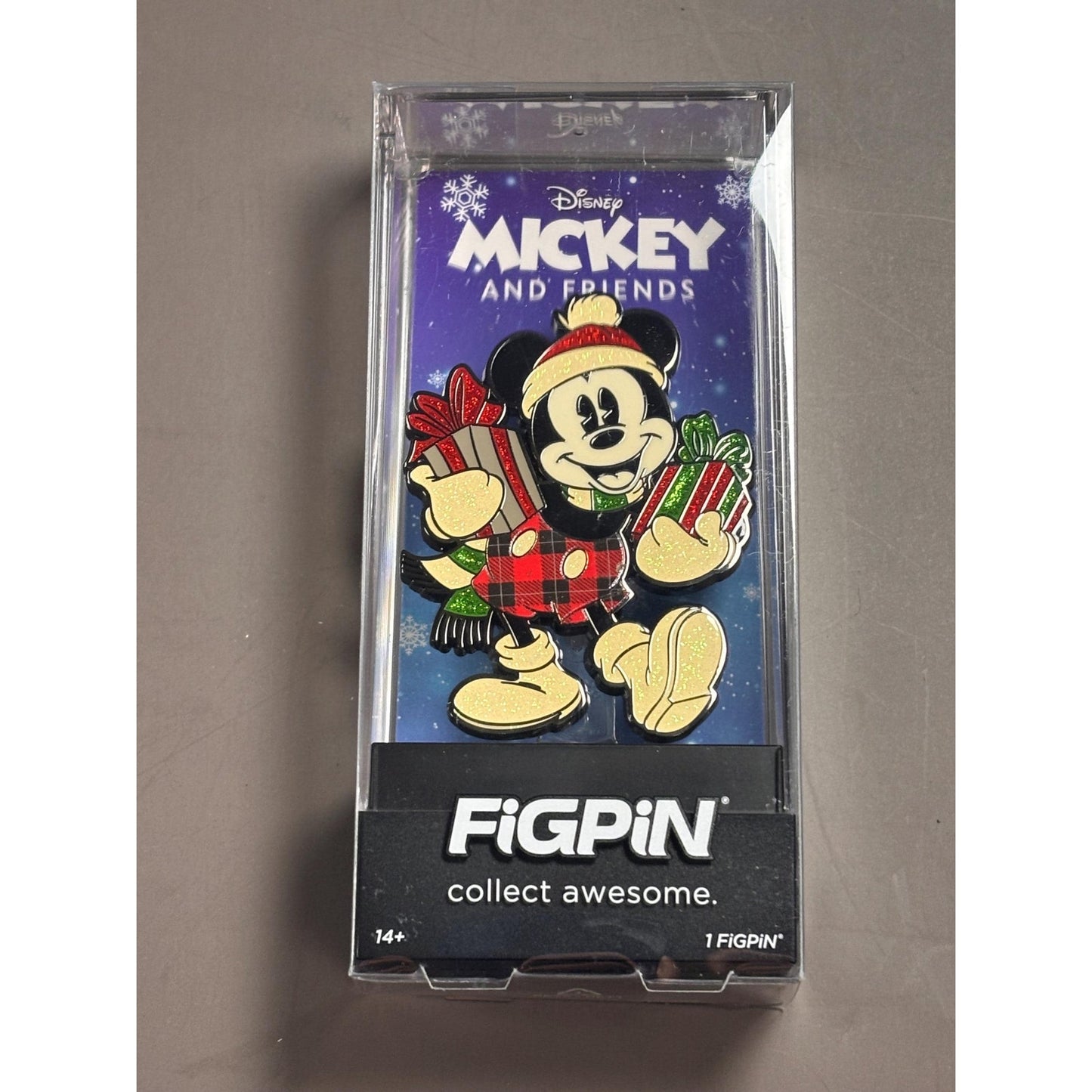 FiGPiN - Mickey Mouse & Friends (1782) LE 500 2024 Holidays Christmas New Enamel