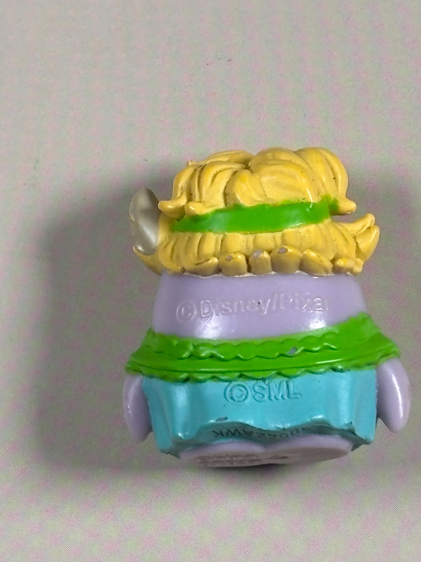 Spin Master: Monsters University - Monster Minis 1” - Sheri Squibbles Figure