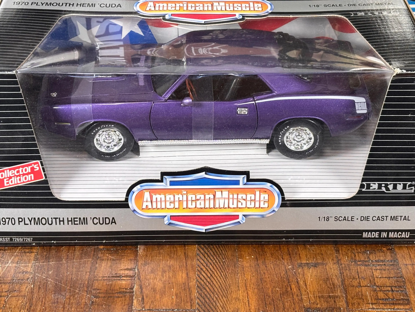 1995 ERTL American Muscle 1970 Purple Plymouth Hemi Cuda 1:18 Collectors Ed New