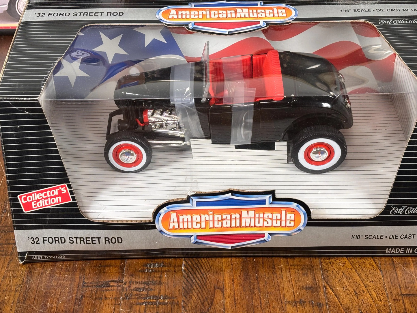 Ertl American Muscle 1/18 Scale Die Cast 1932 Ford Roadster Street Rod New Black
