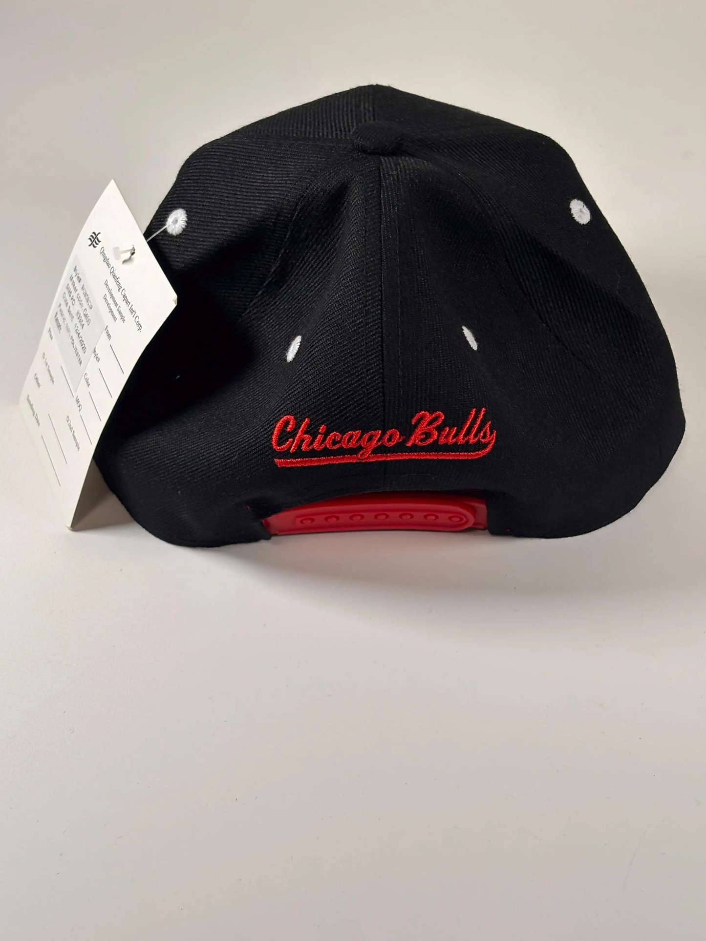 Mitchell & Ness Kids Youth Chicago Bulls Black Retro Stacked Snapback Hat New