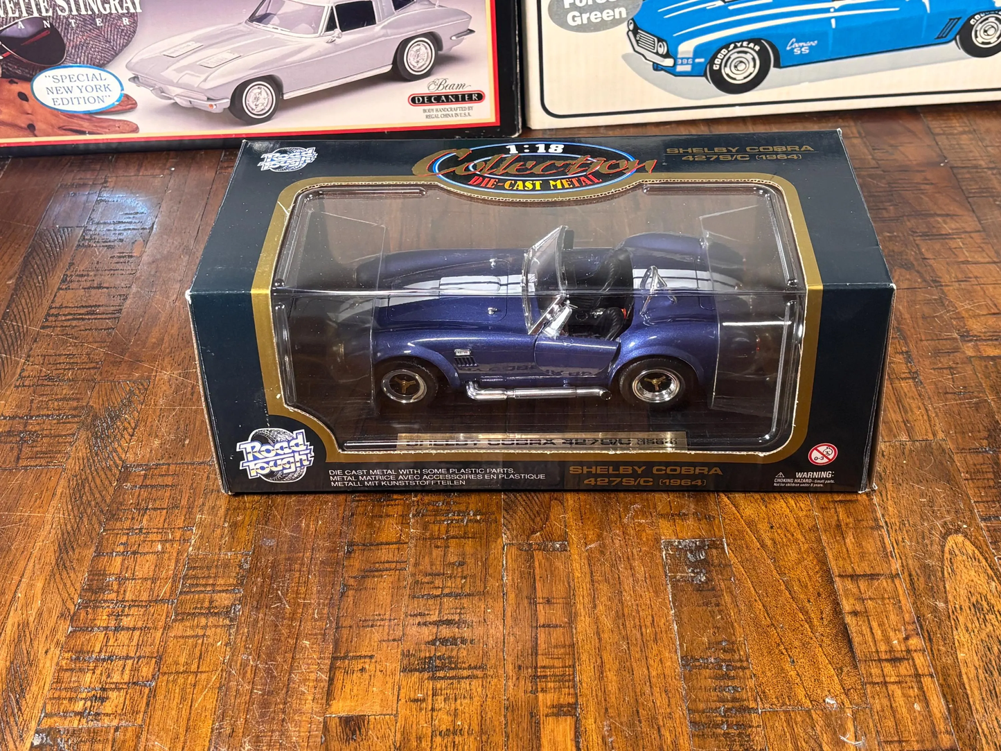 Road Tough 1964 Shelby Cobra 427 S/C Die Cast Blue & White Stripes New 1 18