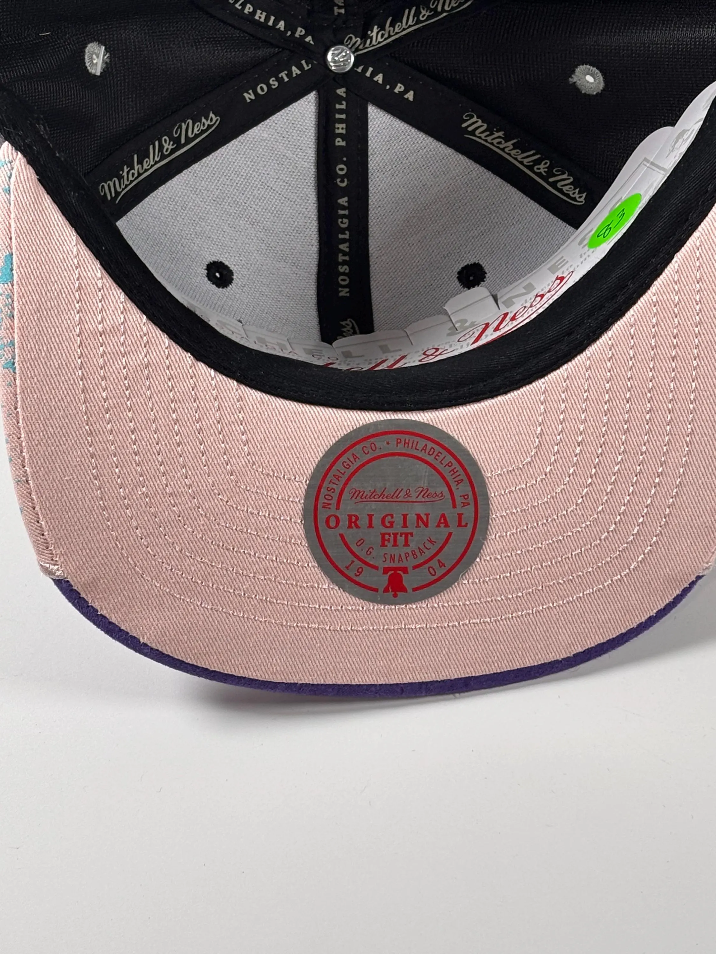 Mitchell & Ness Black Pink Purple NBA Chicago Bulls Day 5 Snapback Hat New