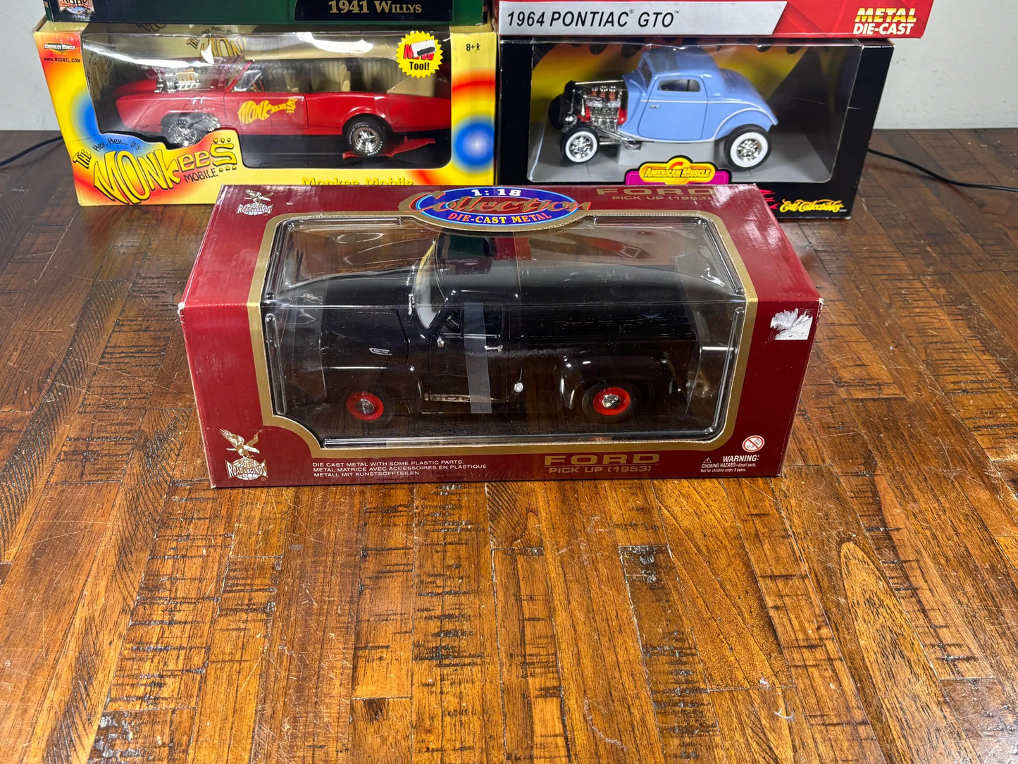 Road Legends 1:18 1953 Ford F-100 Pickup Maroon Black Die-cast Truck Car New
