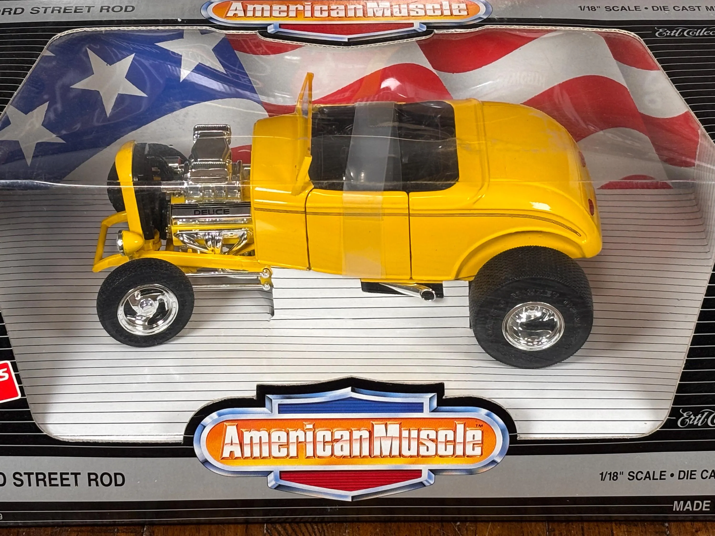 Ertl American Muscle 1932 ‘32 Yellow Ford Street Rod 1:18 Diecast Car New